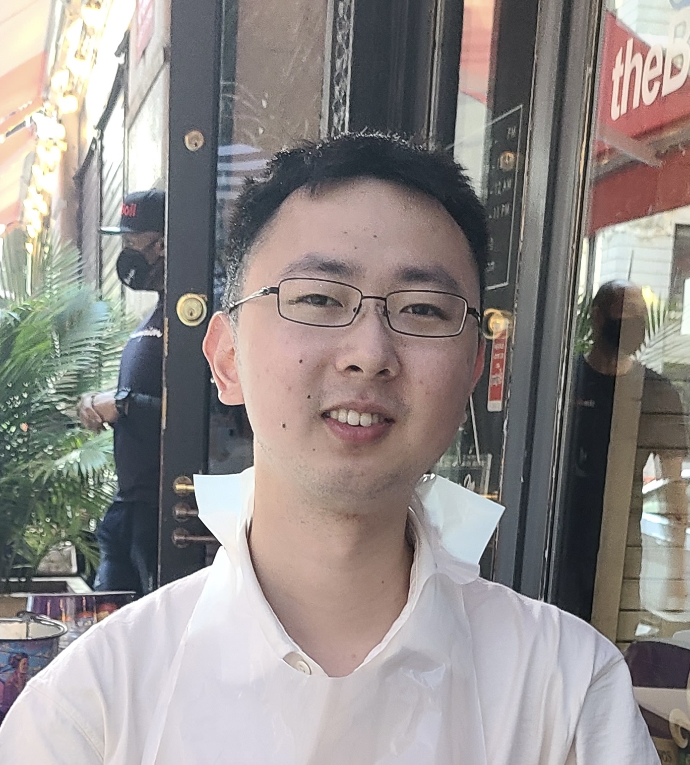 Navigation bar avatar